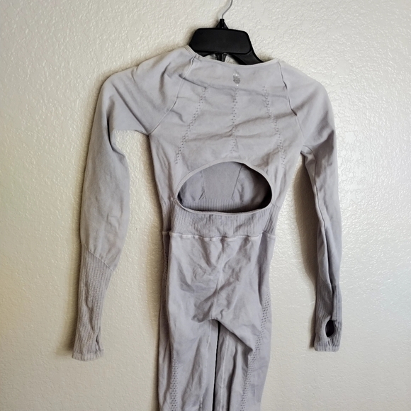 Free People Movement Good Karma Long Sleeve Athletic Onesie Jumpsuit Sz Xs/S - Picture 9 of 10